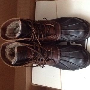 frye veronica duck boot